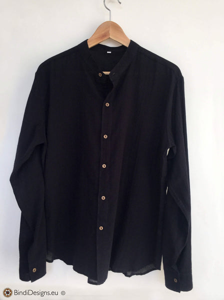 Coconut Button Light Cotton Shirt in Black